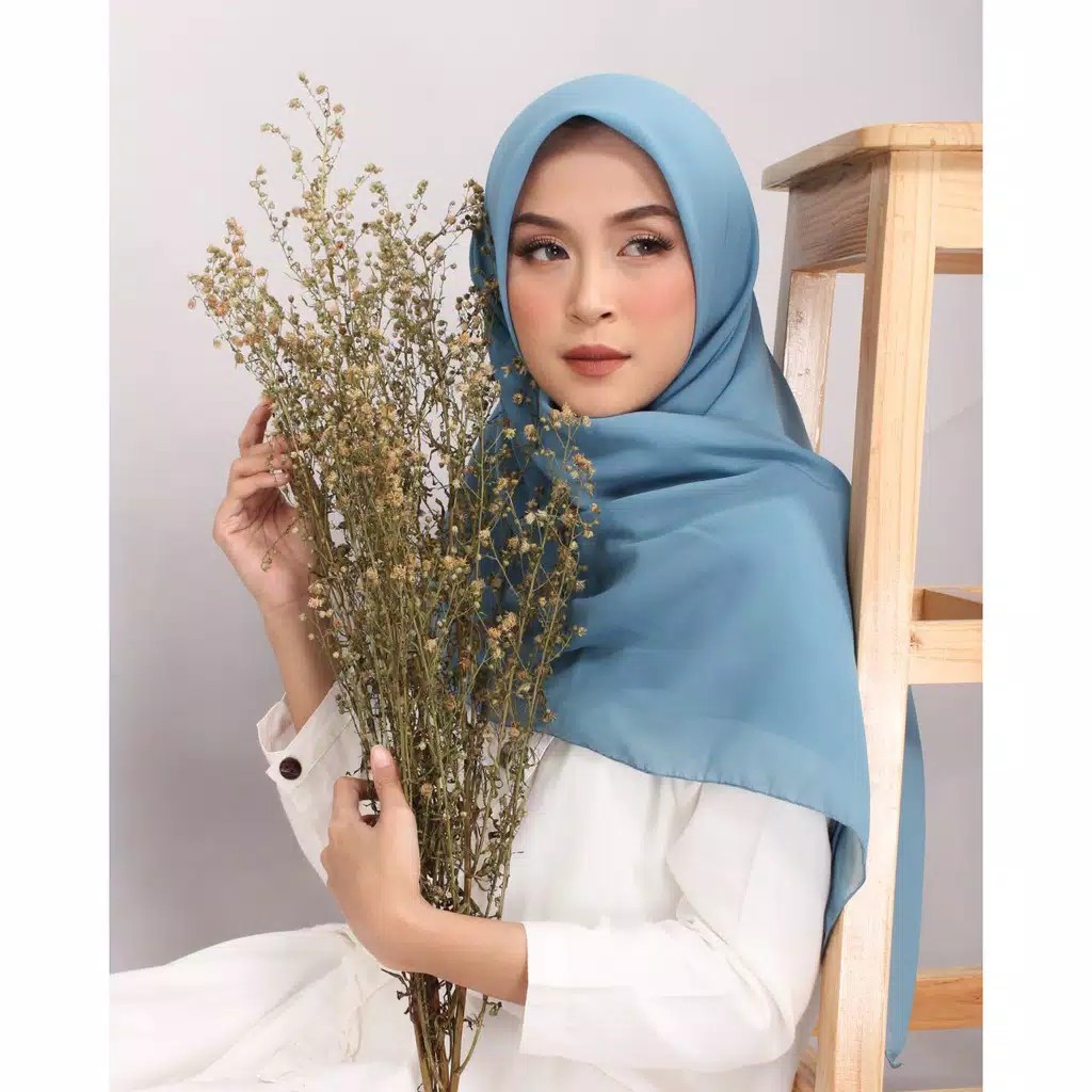 Khimar Segi 4 Syafany Super Finne Polos Murah Meriah-Biru Wardah