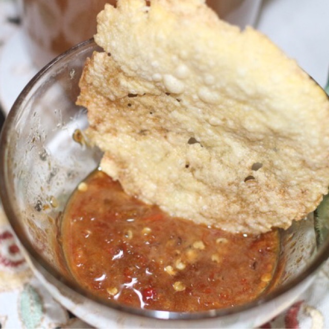 

KRIPIK TETTE SIZE BESAR KHAS MADURA