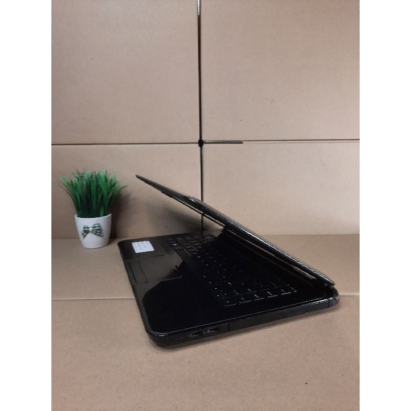 Laptop HP 14 Murah Bergaransi Core i3 gen 3 Ram 4 GB HDD 500 GB Bergaransi