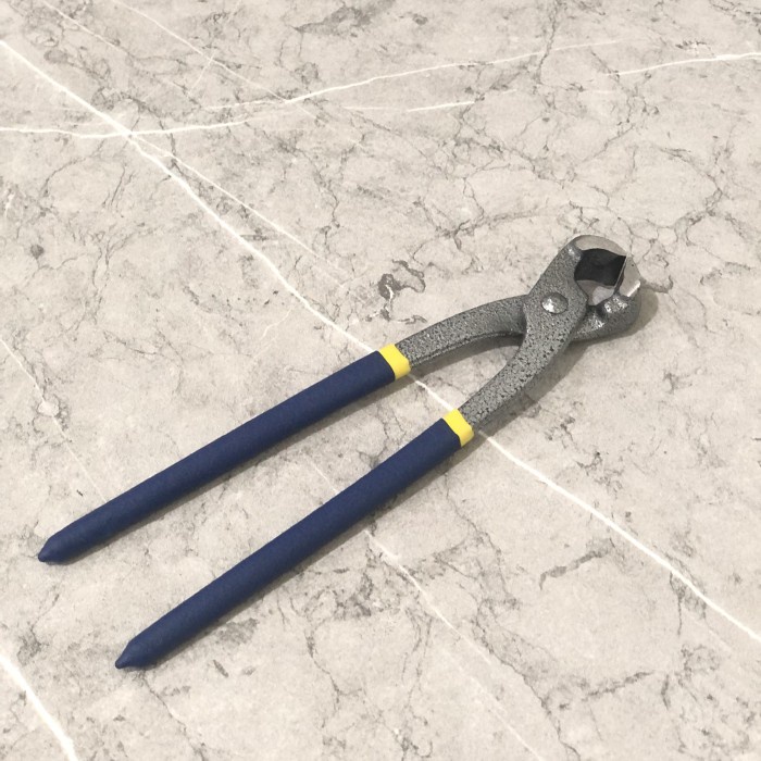 Catut / Tang Gegep Kakak Tua Majesty Potong Jepit