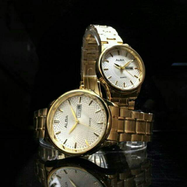 ALBA COUPLE