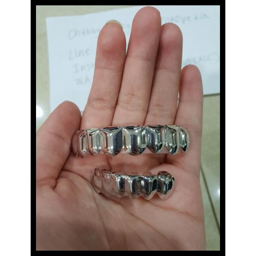Promo Teeth Grillz / Gigi Palsu/ Gigi Joker Suicide Squad Halloween Costume - Emas