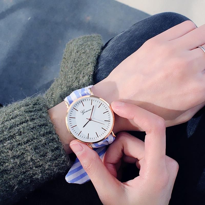 Jam Tangan Wanita Stripe Floral Kain QUARTZ Dial Gelang Jam Tangan Wanita Stripe Floral Kain QUARTZ Dial Gelang