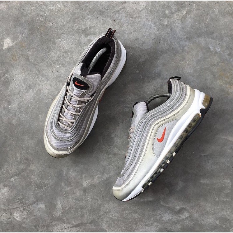 nike airmax 97 silver bullet