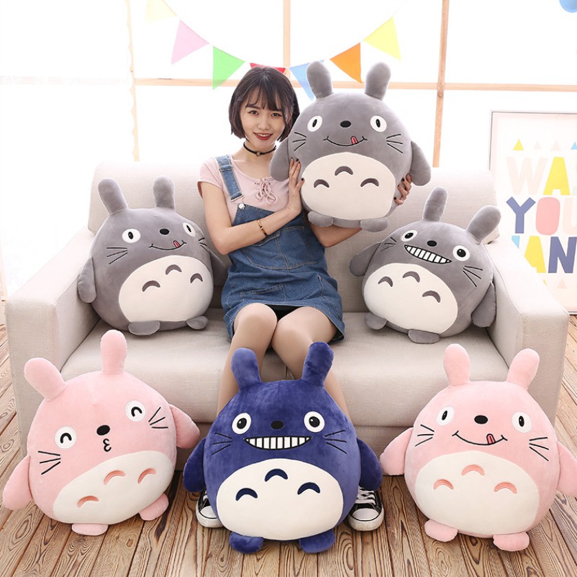 Bantal  Boneka Plush Desain Totoro Emoji Lucu Bahan Katun 