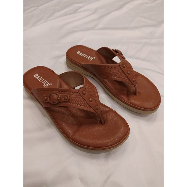 sandal jepit bartier