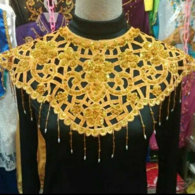 Teratai bordir betawi // Hiasan dada bordir // Manik- manik dada // Aksesoris tari penutup dada