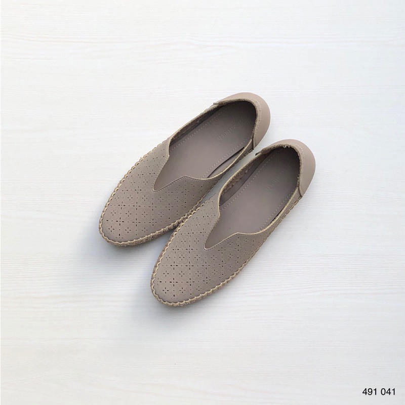 Elizabeth Shoes Sepatu 491 041