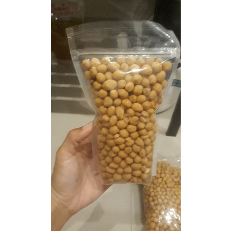 

kacang atom