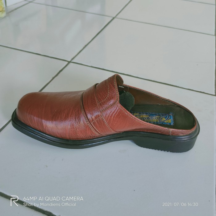 MANDIENS - Sepatu Sandal Kulit Medali 121 - Sendal Bustong Pria - Selop Pengantin Kulit - Selop Guru