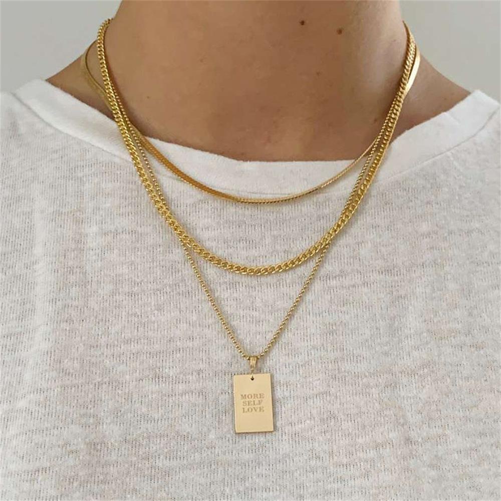 R-flower Grafir Huruf Kalung Wanita Pria Anti Karat Aksesoris Pesta Statement Square Pendant