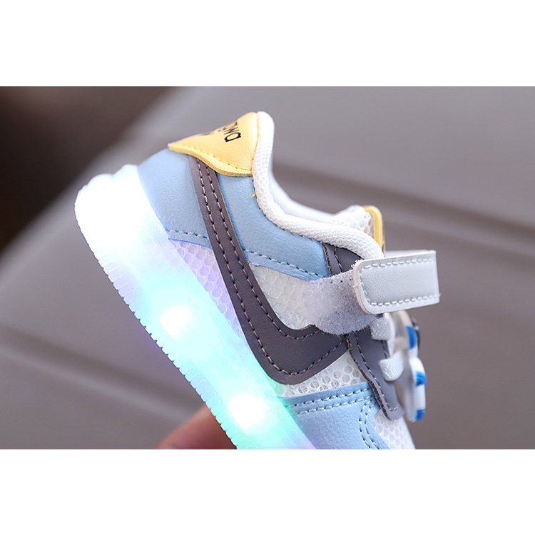 Qeede_store Sepatu BAYI ASTROY Lampu LED Import Size 16-26