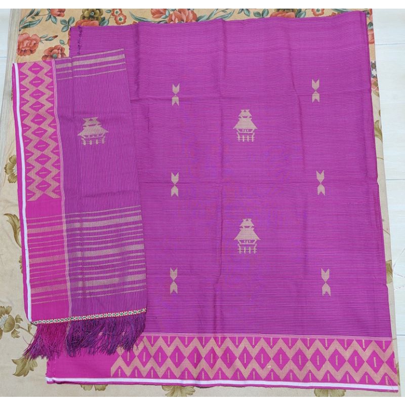 Set Rumah Adat sutra benang ratus warna pink Lurik