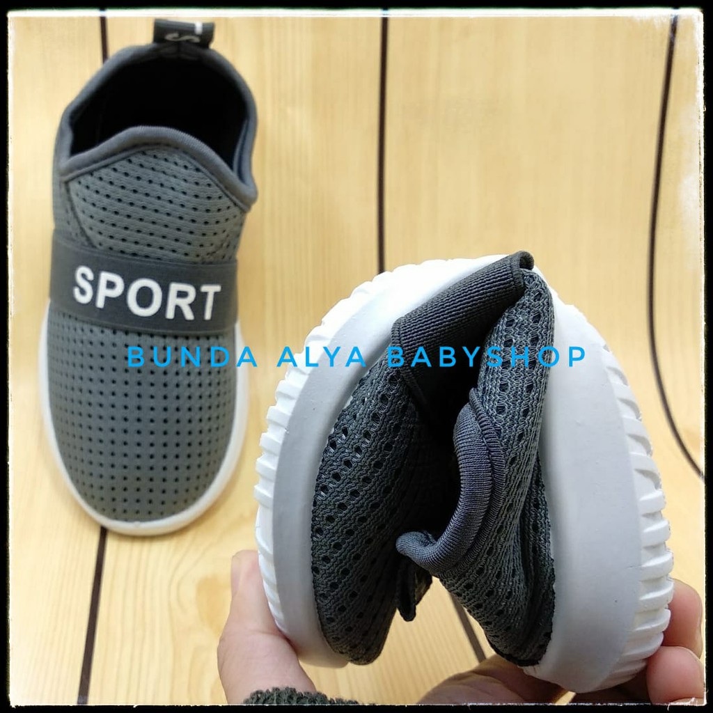 Sepatu Anak Laki IMPORT 5 6 7 Tahun ABU Lentur - Sepatu Anak Cowok Sporty Dan Elastis Alas Karet Anti Licin Size 31 - 36