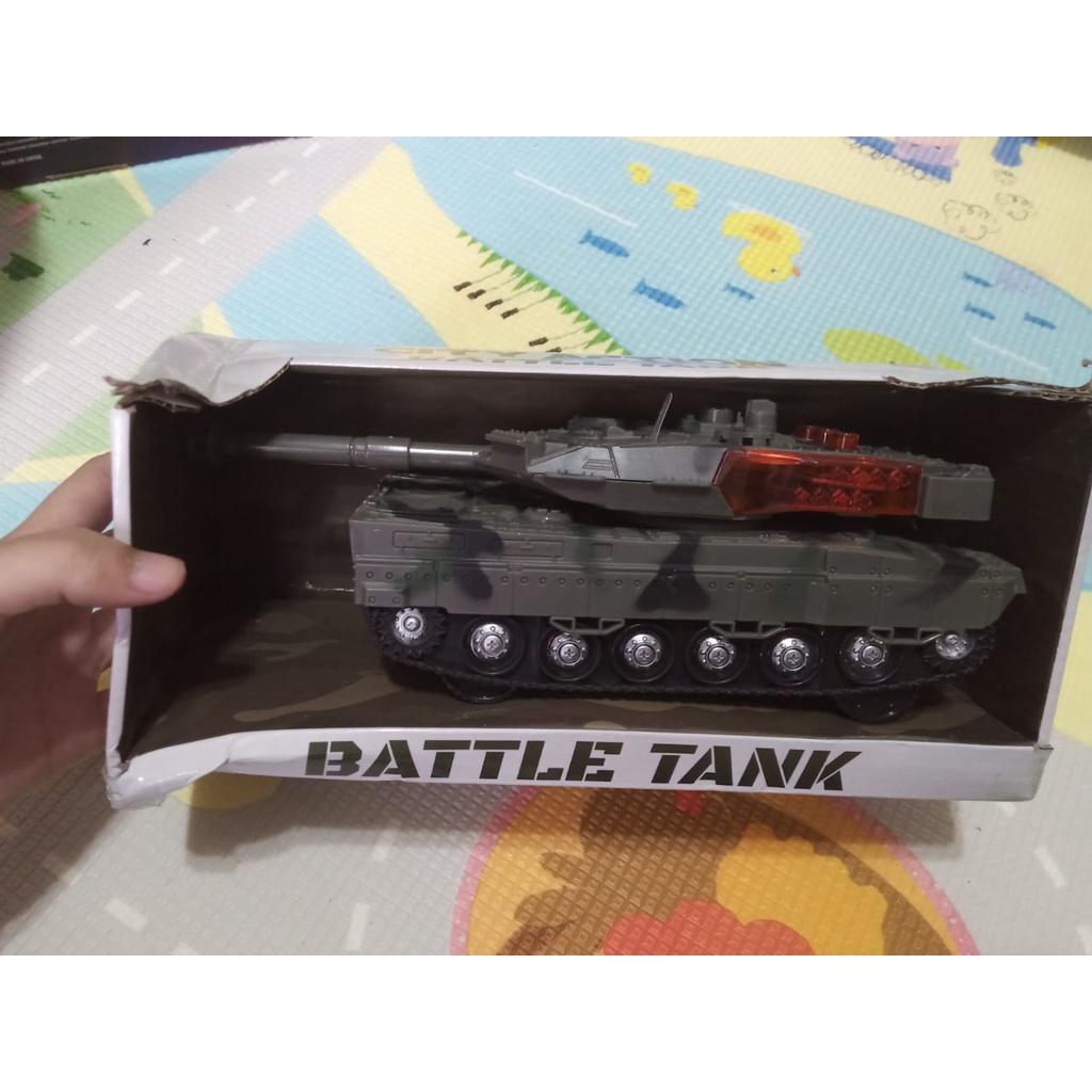 Cruzer diecast battle tank