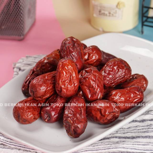 

Angco Manis Premium 100gram / Kurma Hongzhao Hong Zhao