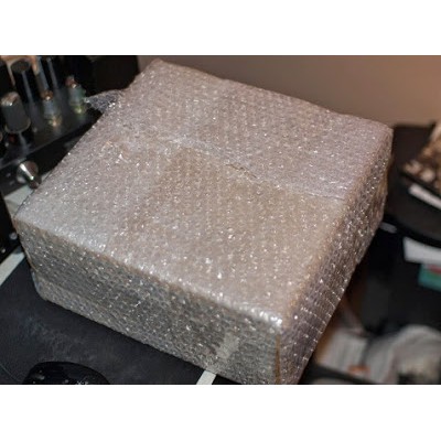 BUBBLE WRAP DAN KARDUS TAMBAHAN AGAR PENGIRIMAN AMAN