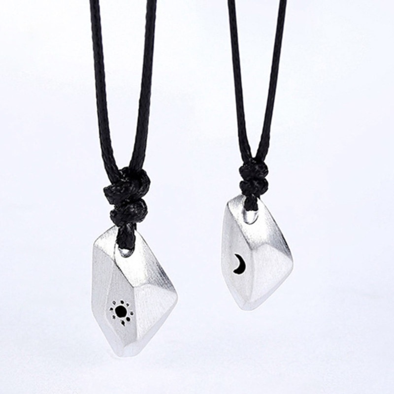 Fancyqube 2pcs Kalung Liontin Batu Karma Magnetik Bentuk Matahari Bulan Untuk Pasangan
