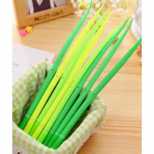 

KC Baby - Pulpen Unik Bentuk Rumput / Pulpen Rumput / Alat Tulis / Bolpoin / Pen / Bolpen Karakter / Pena Bentuk Rumput Unik / Pulpen Anak / Alat Tulis Sekolah