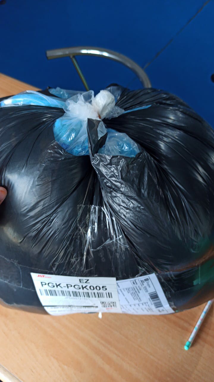 Bantal Cinta Sepasang Karakter Doraemon