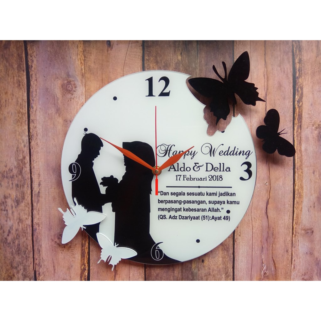 Kado Pernikahan Unik Jam Dinding Akrilik
