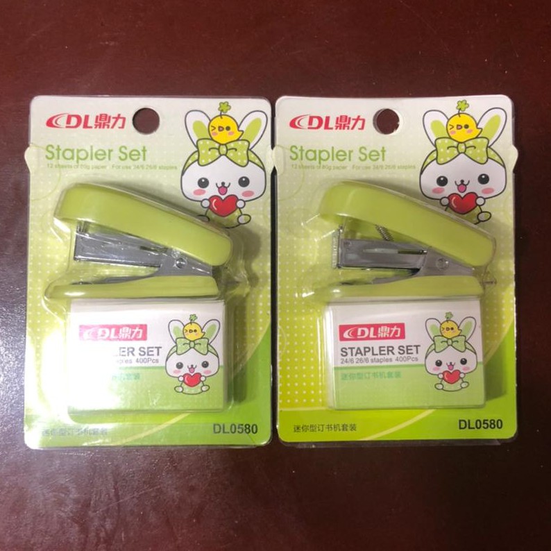

Staples hekter jepretan + isi stapler set DL0580 BARU