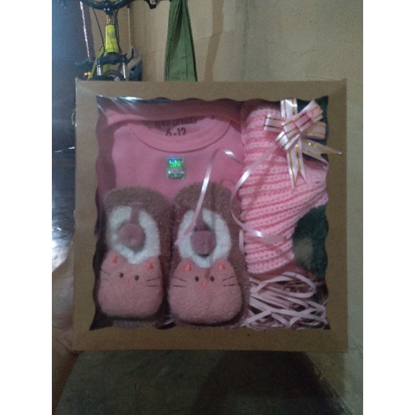 

hampers baby girl