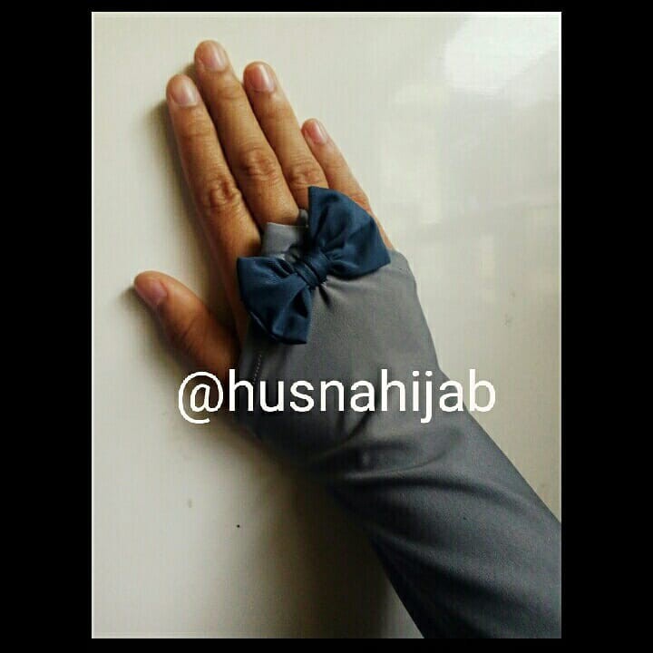 [HUSNA HIJAB]  Handsock Cincin Pita Tengah / Handsock Pita