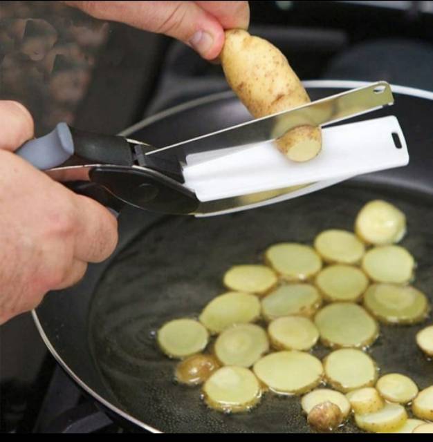 CLEVER CUTTER PISAU gunting sayur daging serbaguna dengan tatakan