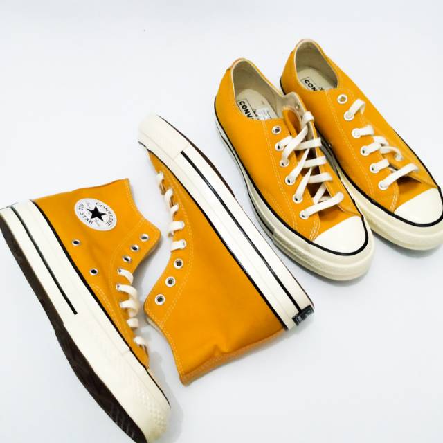 baby sunflower converse