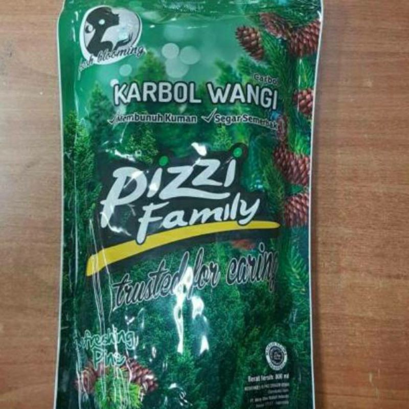 PIZZI FAMILY KARBOL WANGI 800ML POUCH