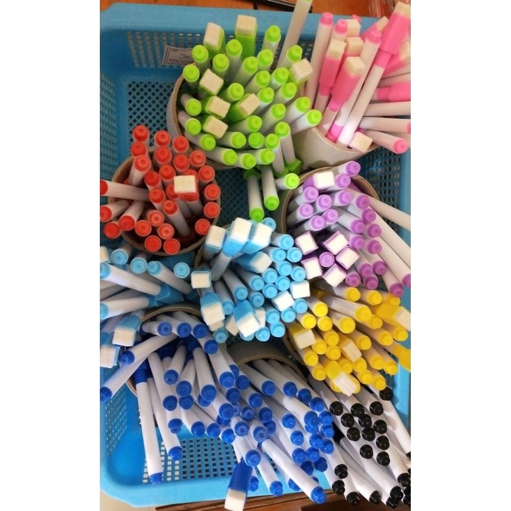 

SPIDOL WARNA WARNI BISA DI HAPUS