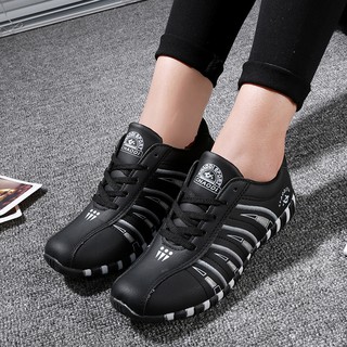  Sepatu  Sneakers Wanita  Model Lace Up Casual  Bahan  Kulit  