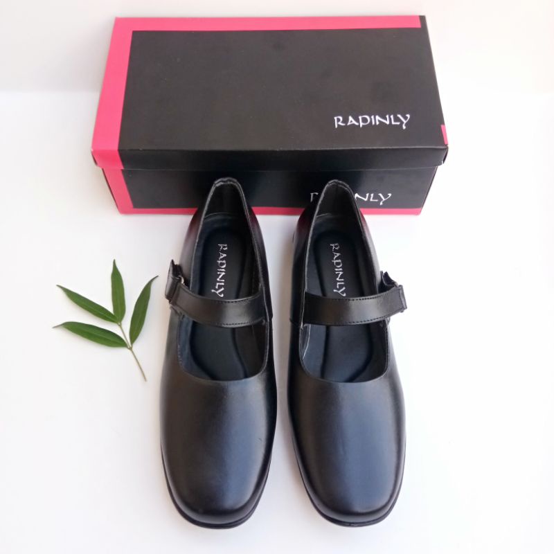 Sepatu Pantofel Wanita Kulit Flat Shoes