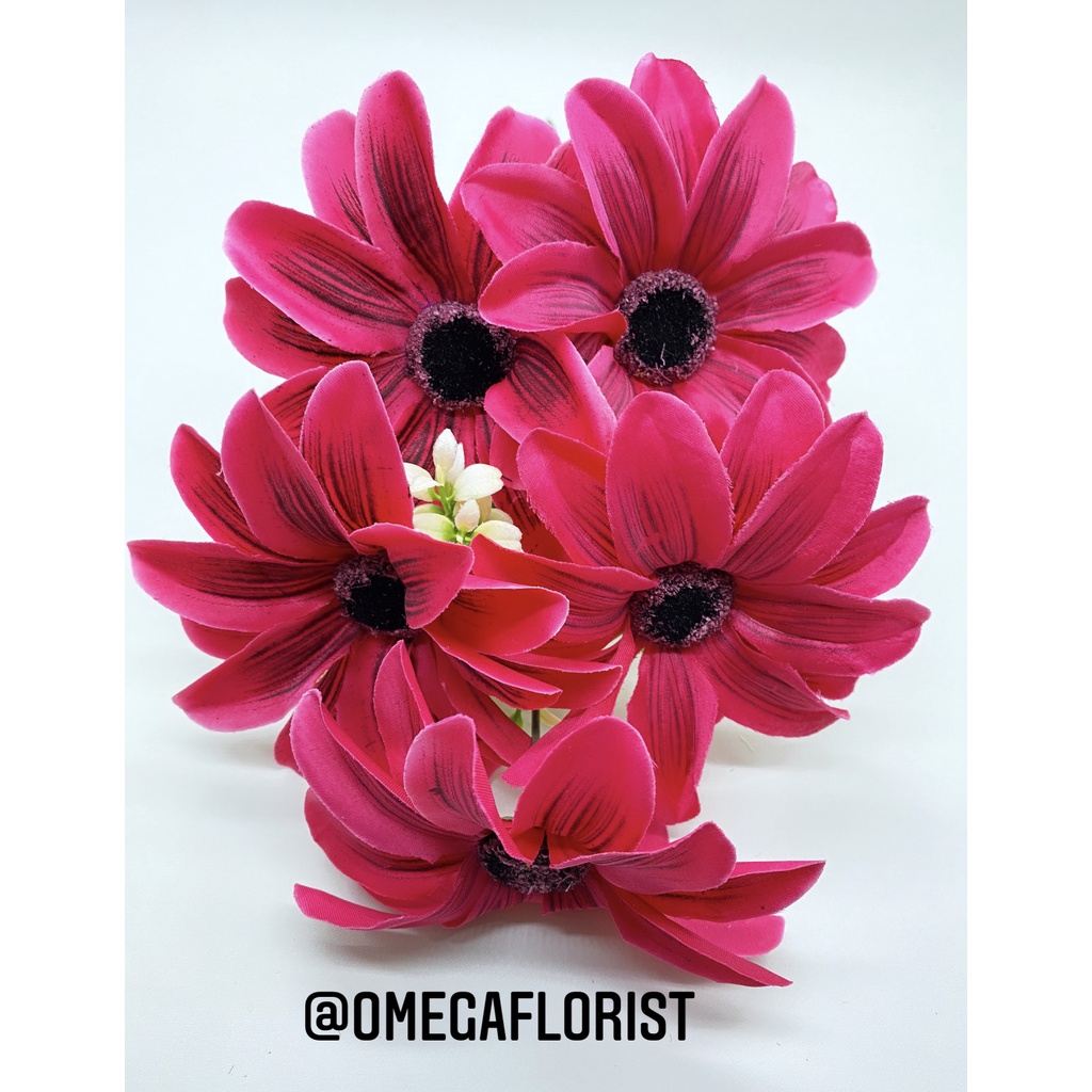 Dahlia Garis Artificial Bunga Artificial/Bunga Plastik/Bunga Dekorasi/Dekorasi Pernikahan/Pernikahan-Fanta