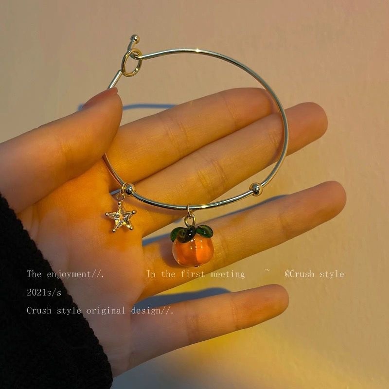 Gelang Tangan Rantai Alloy Aksen Lonceng / Kupu-Kupu / Bulan / Bintang / Rumbai Untuk Wanita