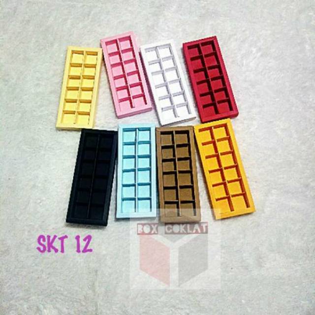 

Box Coklat LEMBARAN Sekat 12 (6x2) MINIMAL ORDER 5 Lembar