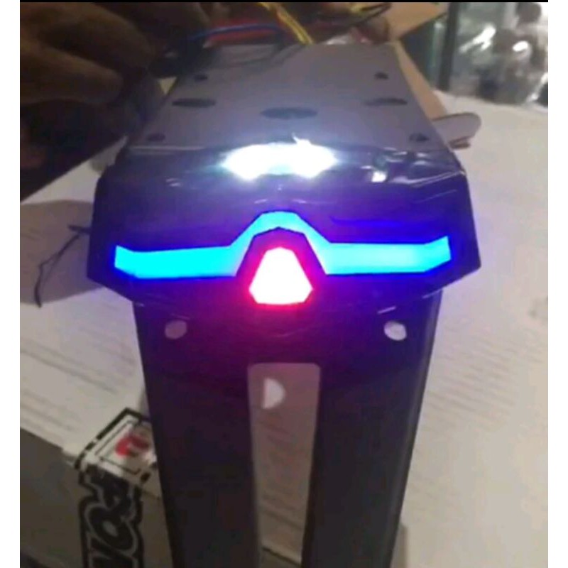 Buntut spakbor belakang klx plus lampu stop rem led klx crf 150