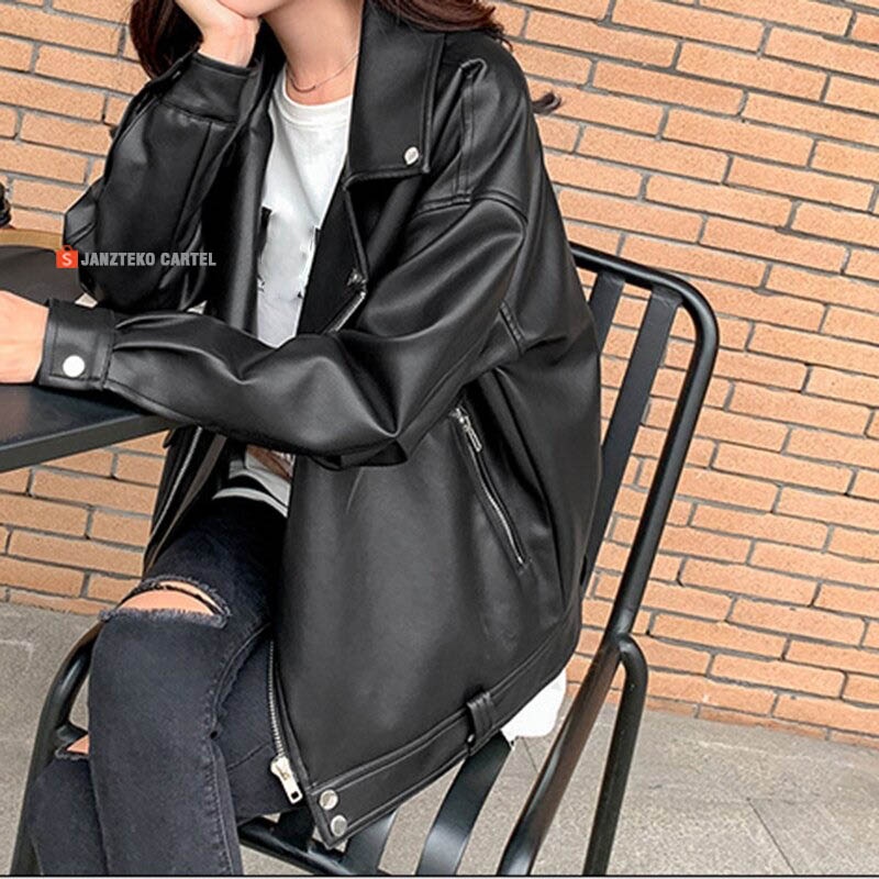 JNK x SUNGTIN - Jaket Wanita Oversize Streetwear Vintage Elegan Semi Kulit Sintetis Viena Grade A Faux Synthetic Leather Premium Original Import Distro Korean KPOP Style Cewek Perempuan Outer Atasan Outfit Hijab Muslim Modern Mantel Besar Motor Touring
