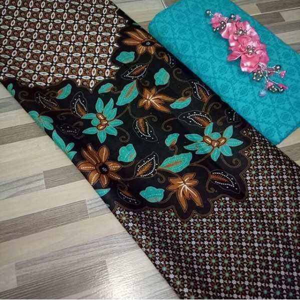 Kain Batik Halus Motif Daun Toska Bahan Batik Pekalongan Shopee Indonesia