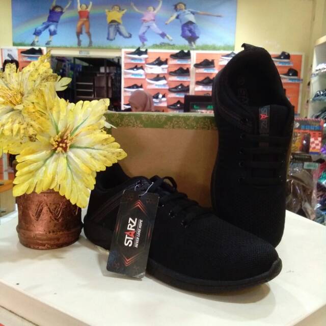 SEPATU SEKOLAH STARZ