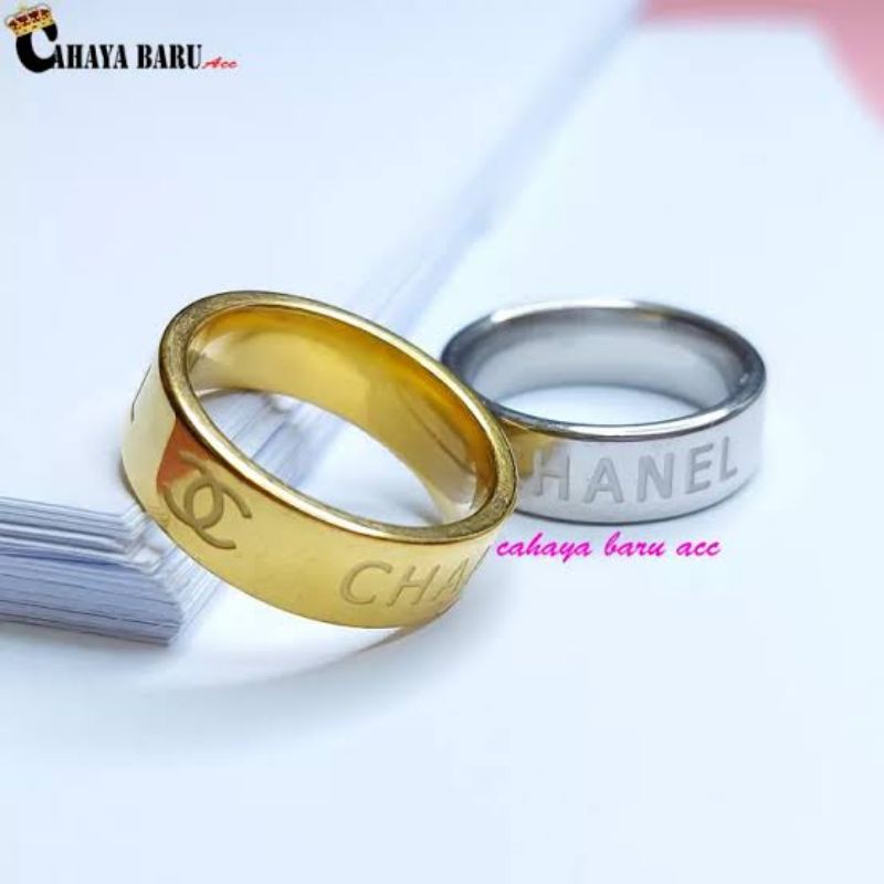 cincin titanium couple / motif Chanel termurah