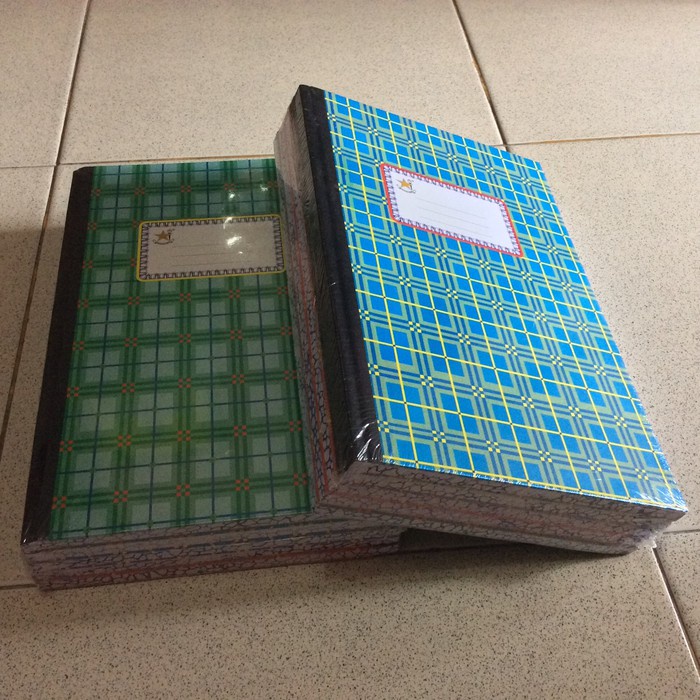 

Buku folio 100L bintang obor