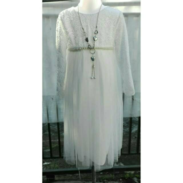 Gamis anak brokat putih/ gamis lebaran / gamis pesta / gamis mutiara/ gamis manasik haji muharram