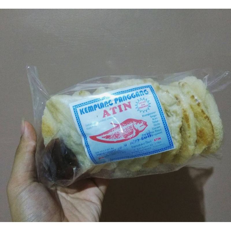 

Kerupuk Kemplang Atin Kecil