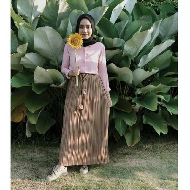 Rok Plisket Tali Lonceng Premium / Belia Pleated Skirt / Belia Jersey Moumbloe