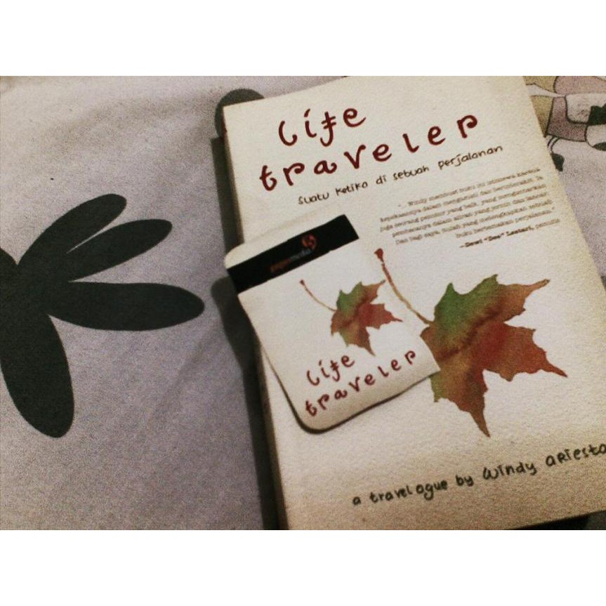 DISKON NOVEL 70%-LIFE TRAVELER; SUATU