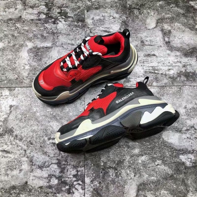 BALENCIAGA TRIPLE S RED BLACK