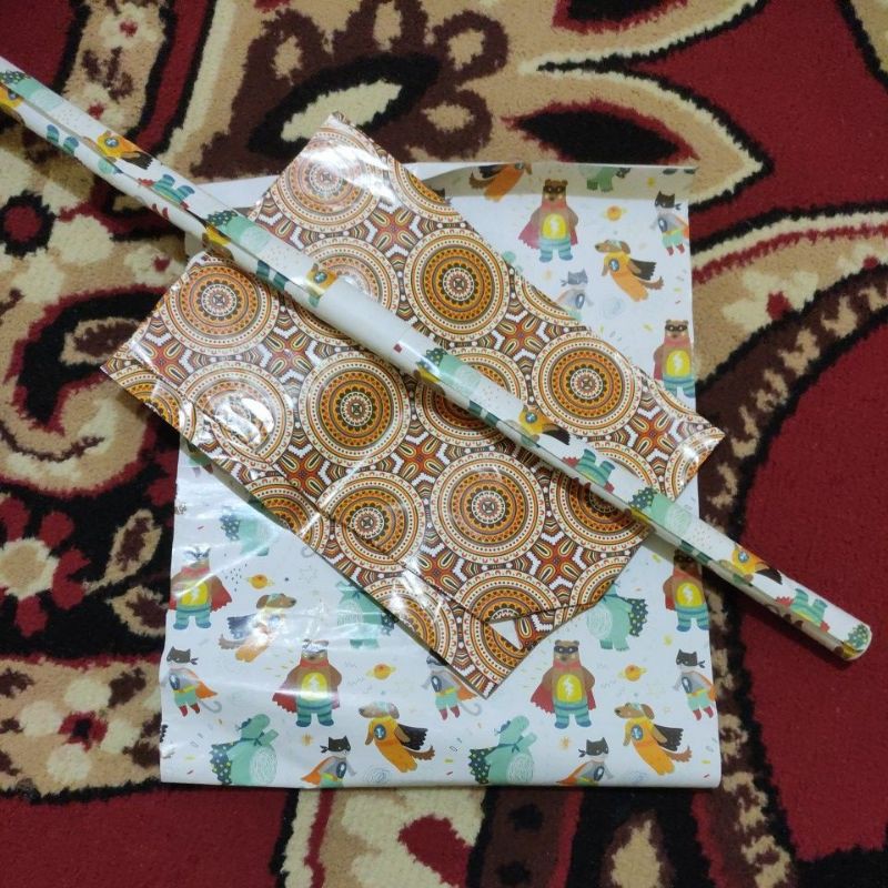 bungkus kertas kado