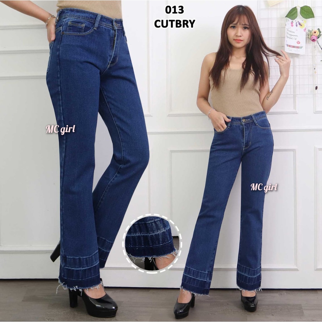 MC girl - Celana Jeans Cutbray Non-Stretch Wanita Warna Biru Tua / Cutblay Lepis Dark Blue Cewek / Cutbrai Panjang Kaki Lipat / Cutbrei Denim Non-Street / Kaki Lebar / Kaki Besar / Boot Cut